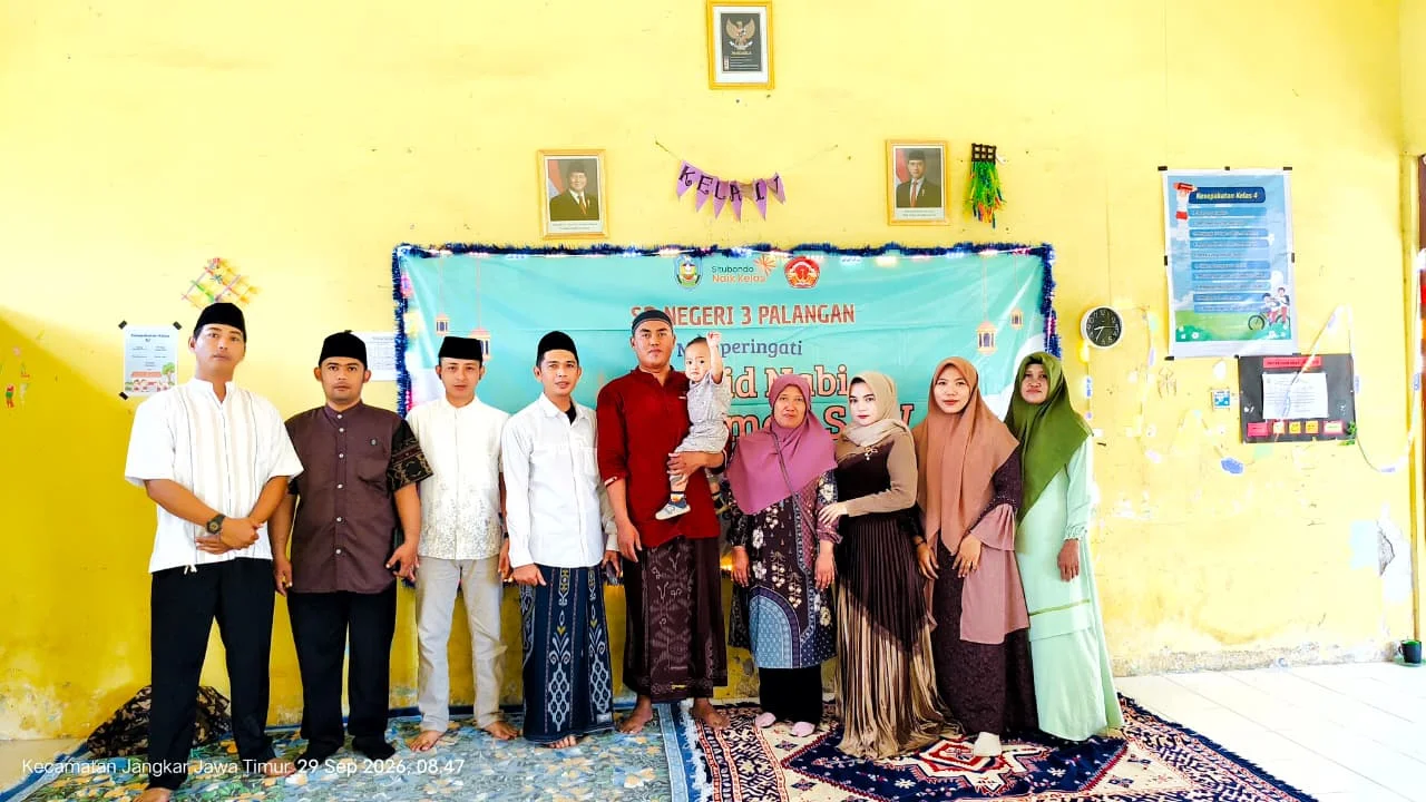 MEMPERINGATI MAULID NABI MUHAMMAD SAW